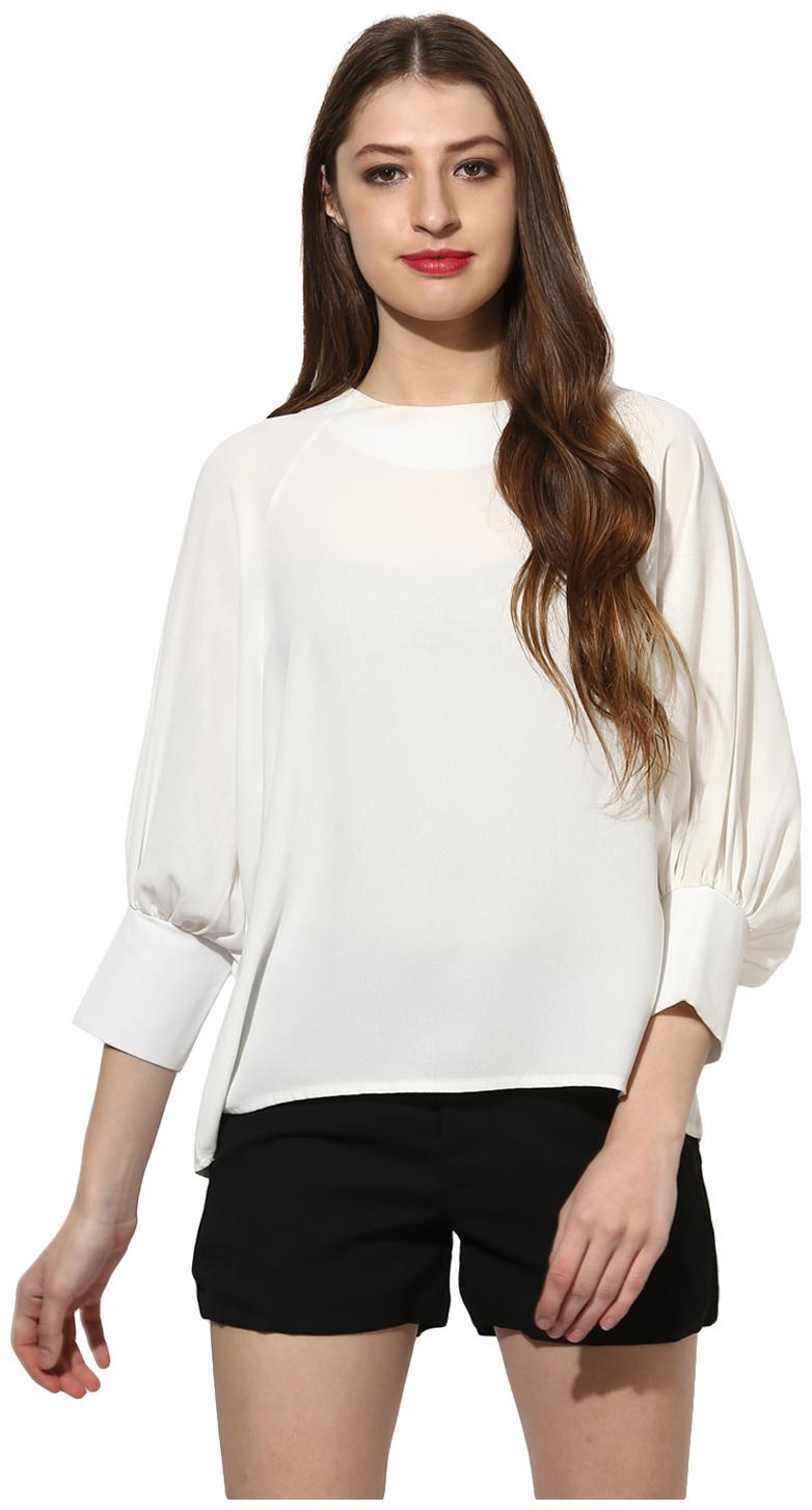 

Soie Women Solid Regular top - White