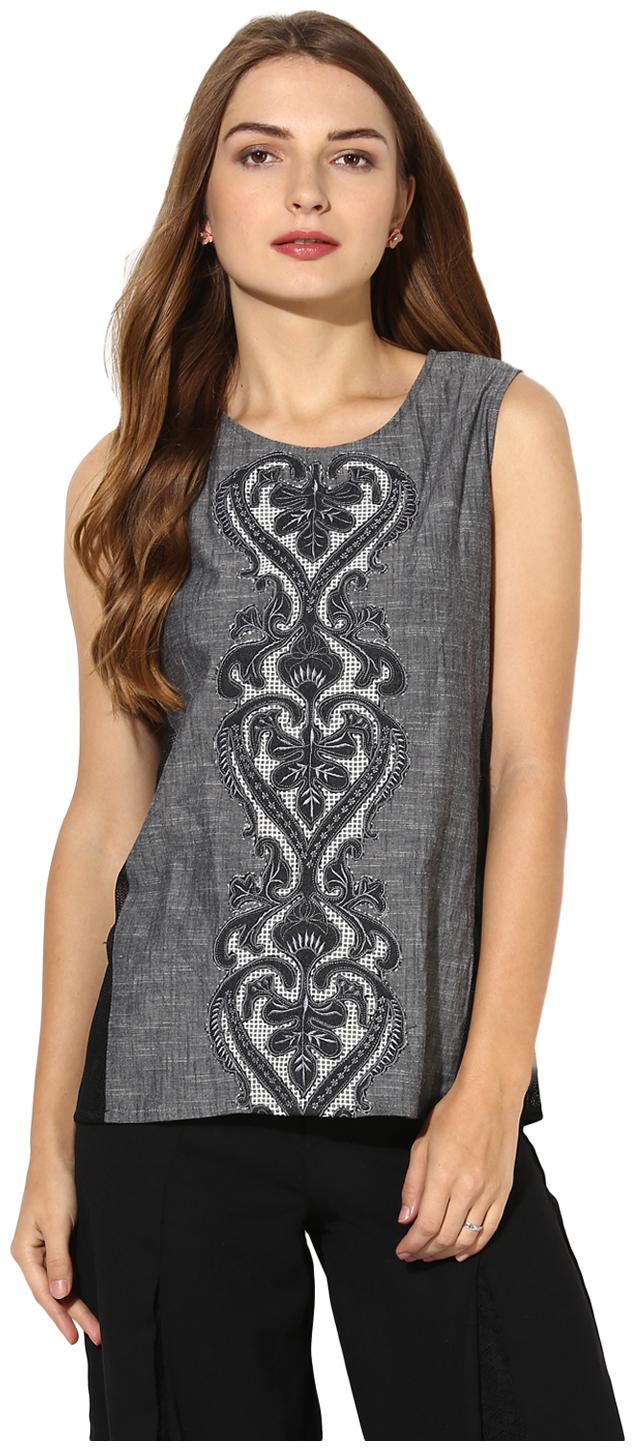 

Soie Women Solid Regular top - Grey