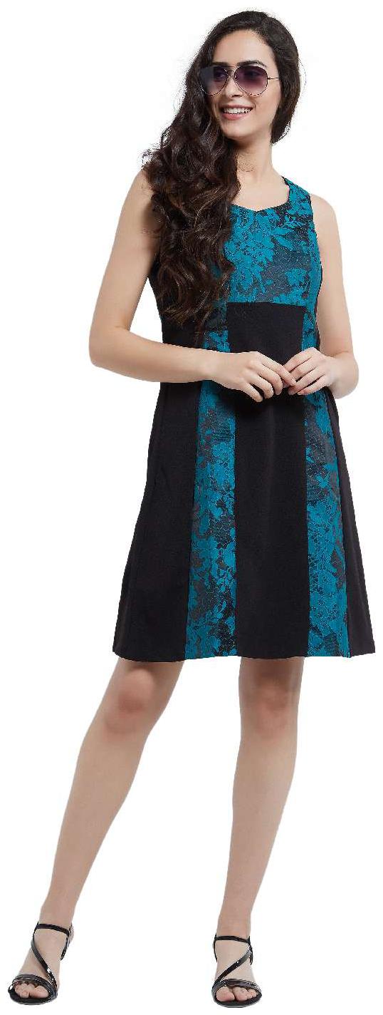 

Soie Green Striped A-line dress