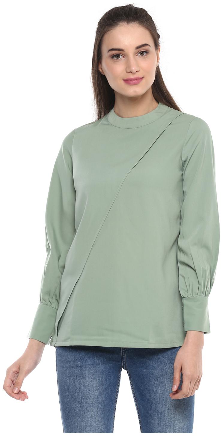 

Soie Women Solid Regular top - Green