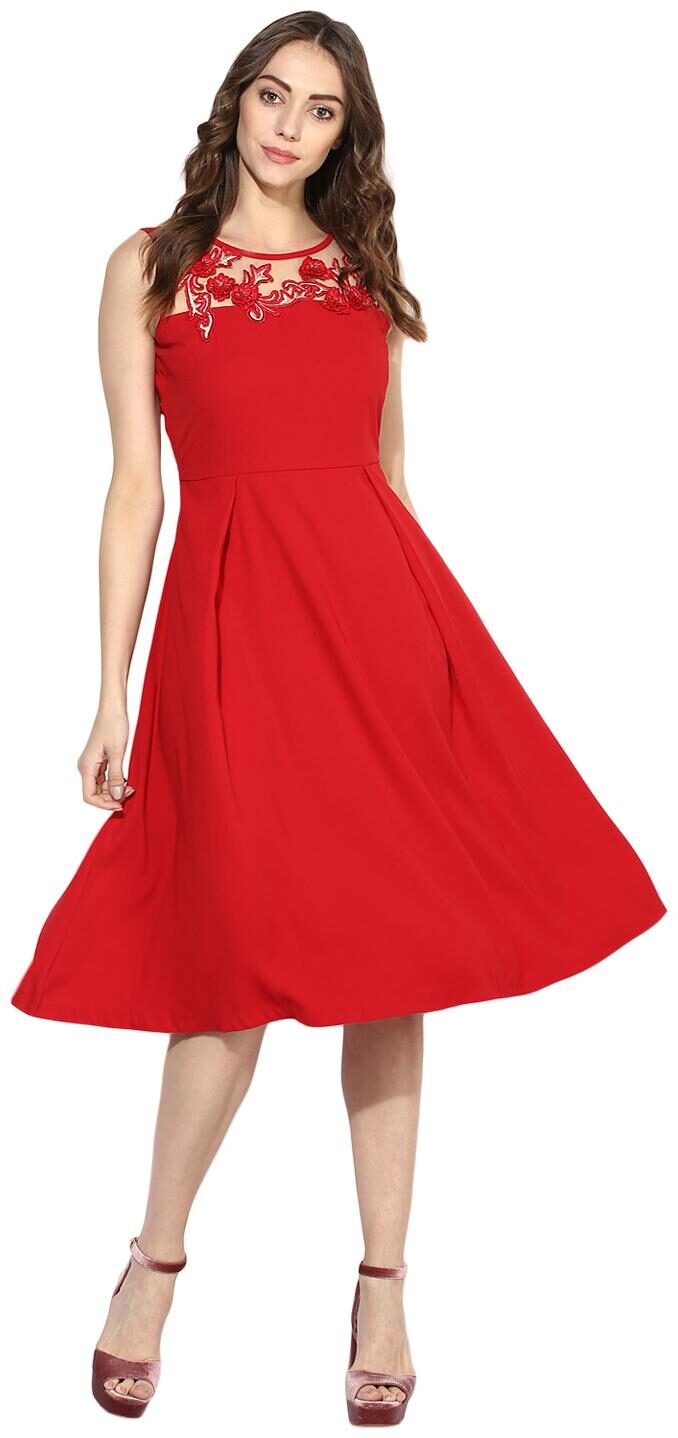 

Soie Women s Embroiderd Yoke Pleated Dress (with separate sleeves provided)