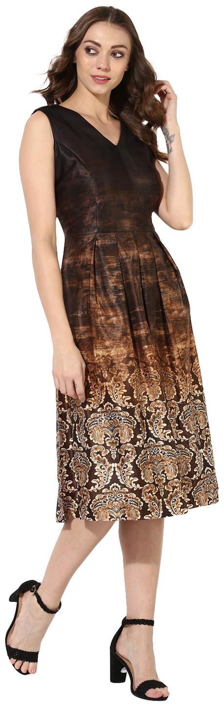 

Soie Women s Printed V Neck Dress