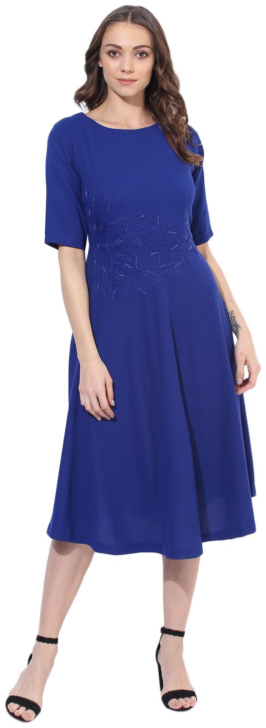 

Soie Blue Solid Bodycon dress