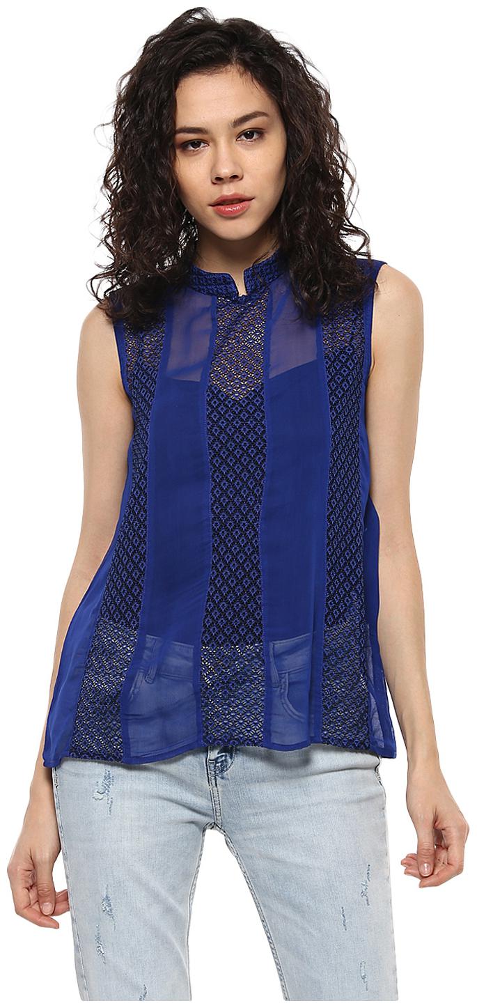 

Soie Women s Lace Pannel Top