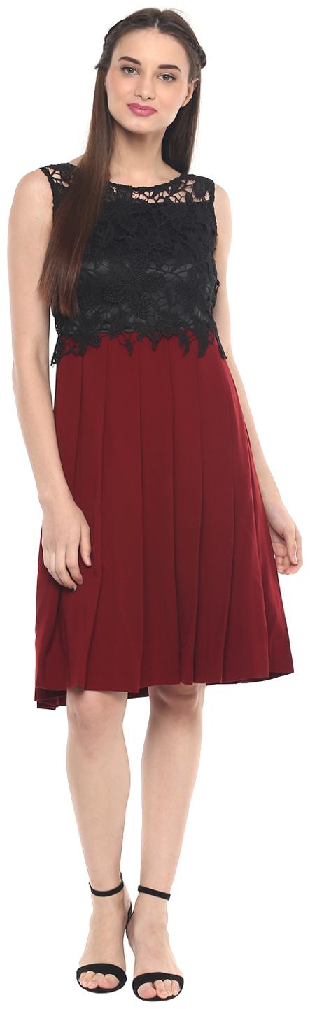 

Soie Maroon Solid A-line dress