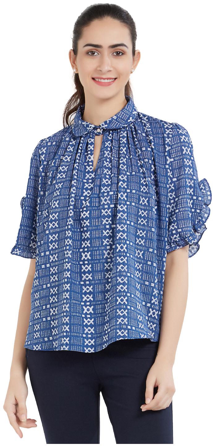 

Soie Women Solid Regular top - Blue