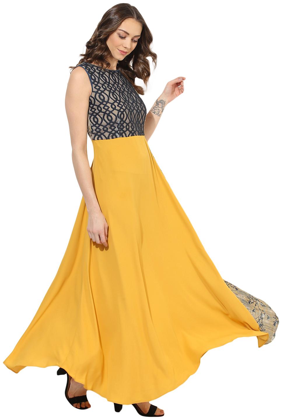 

Soie Women s Printed Pannel Dress