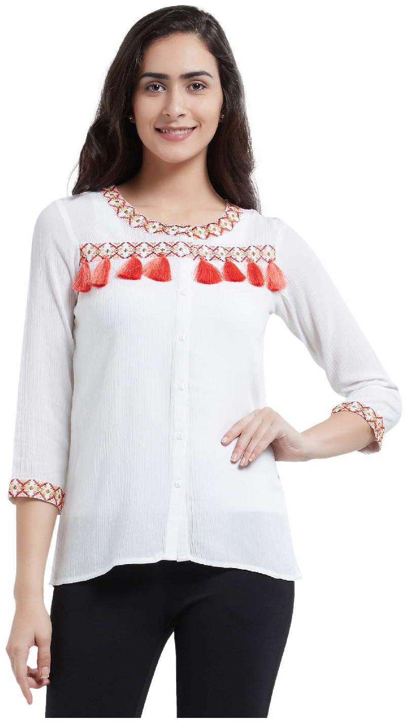 

Soie Women Solid Regular top - White