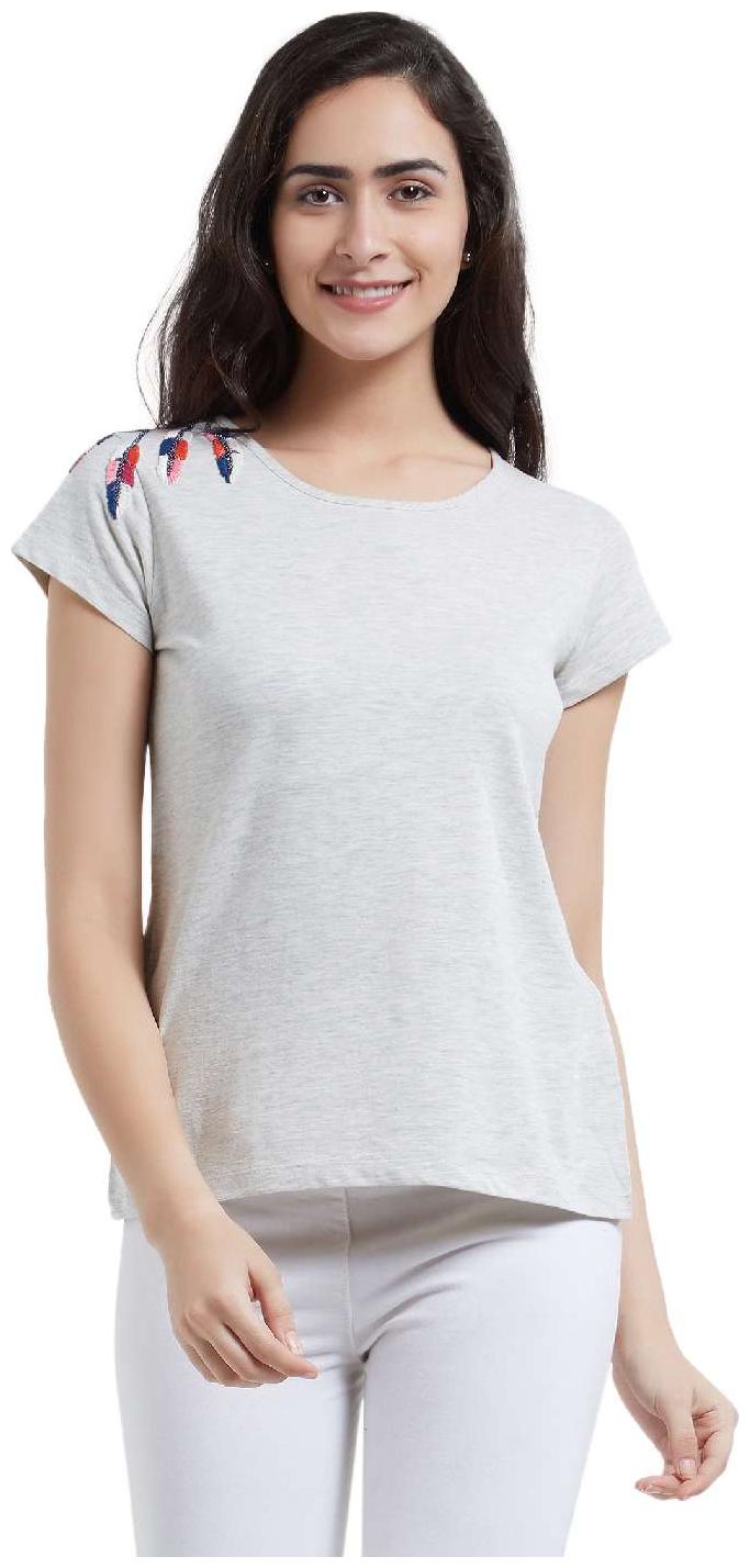 

SOIE Women s Self Design Round NeckTop