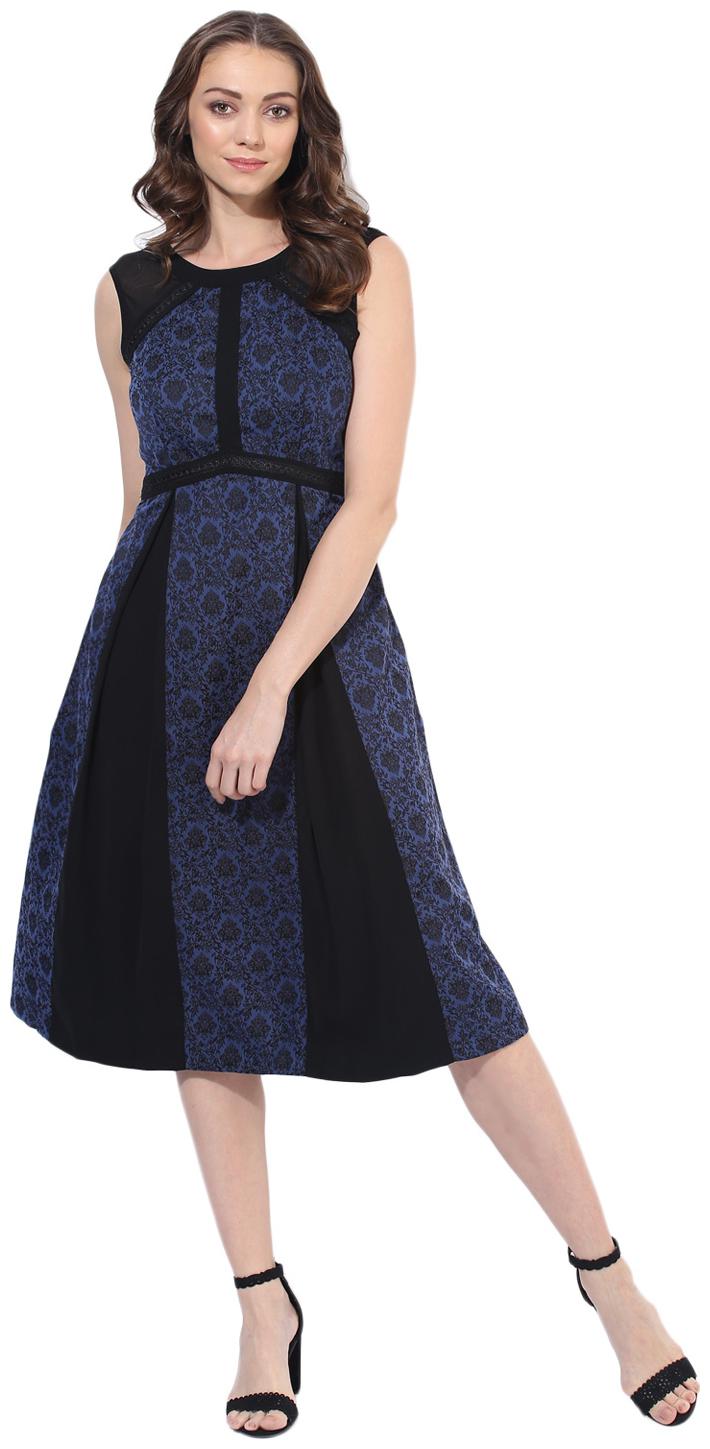 

Soie Women s Contrast Pannel Dress
