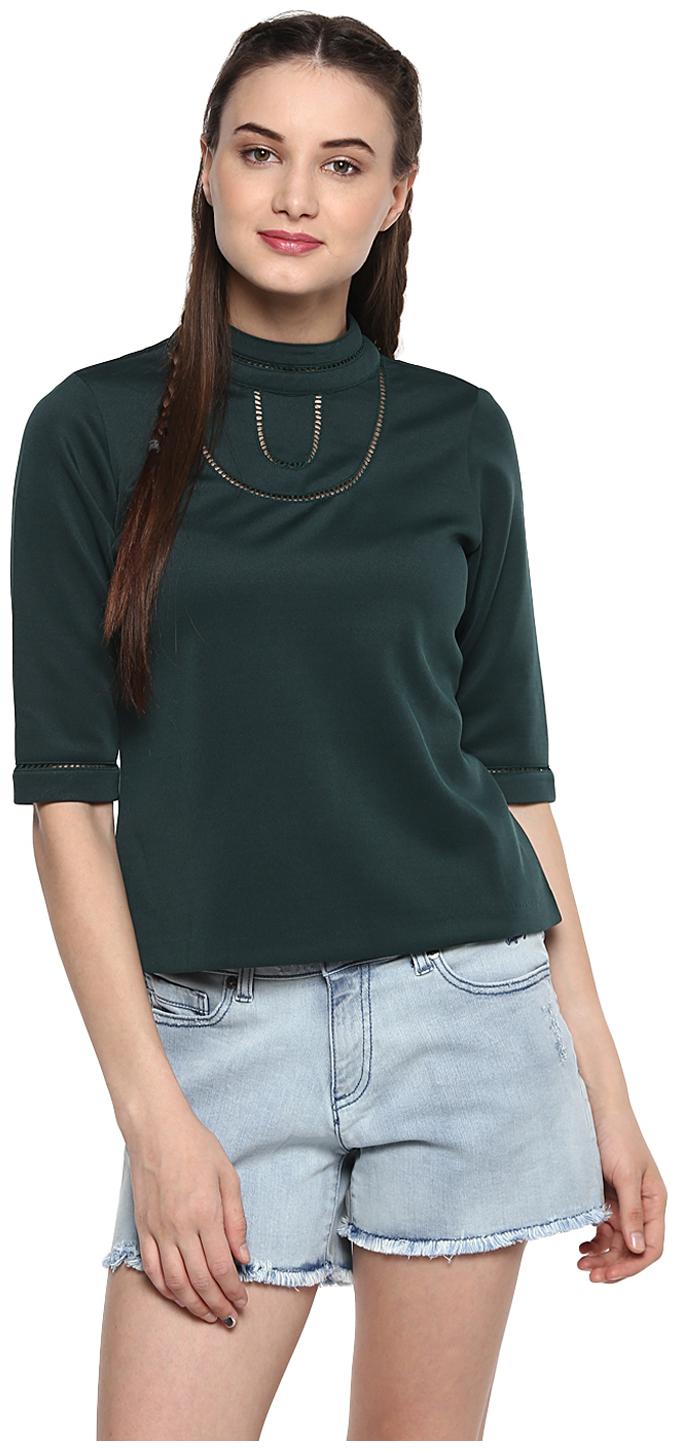 

Soie Women Solid Regular top - Green