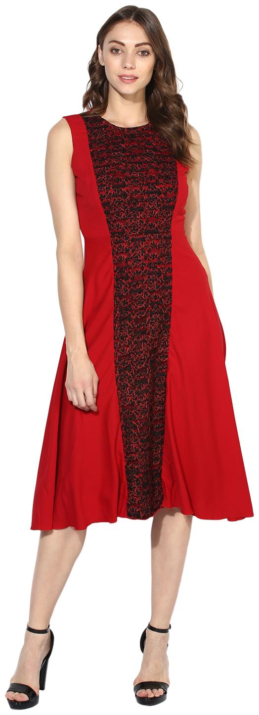 

Soie Women s Pleated Pannel Dress