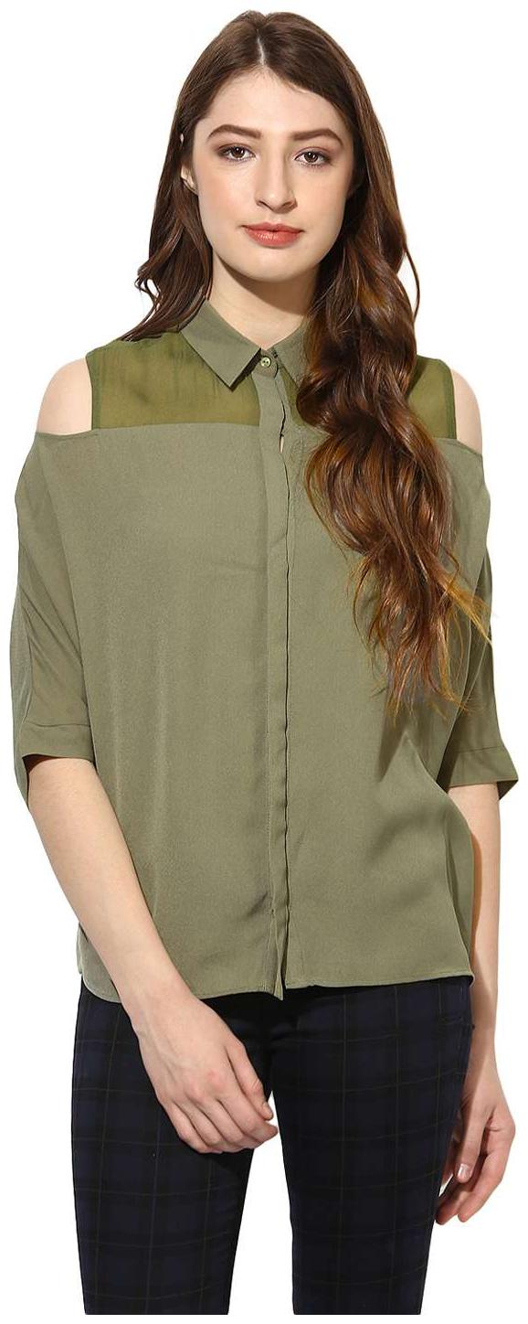 

Soie Women Solid Regular top - Green