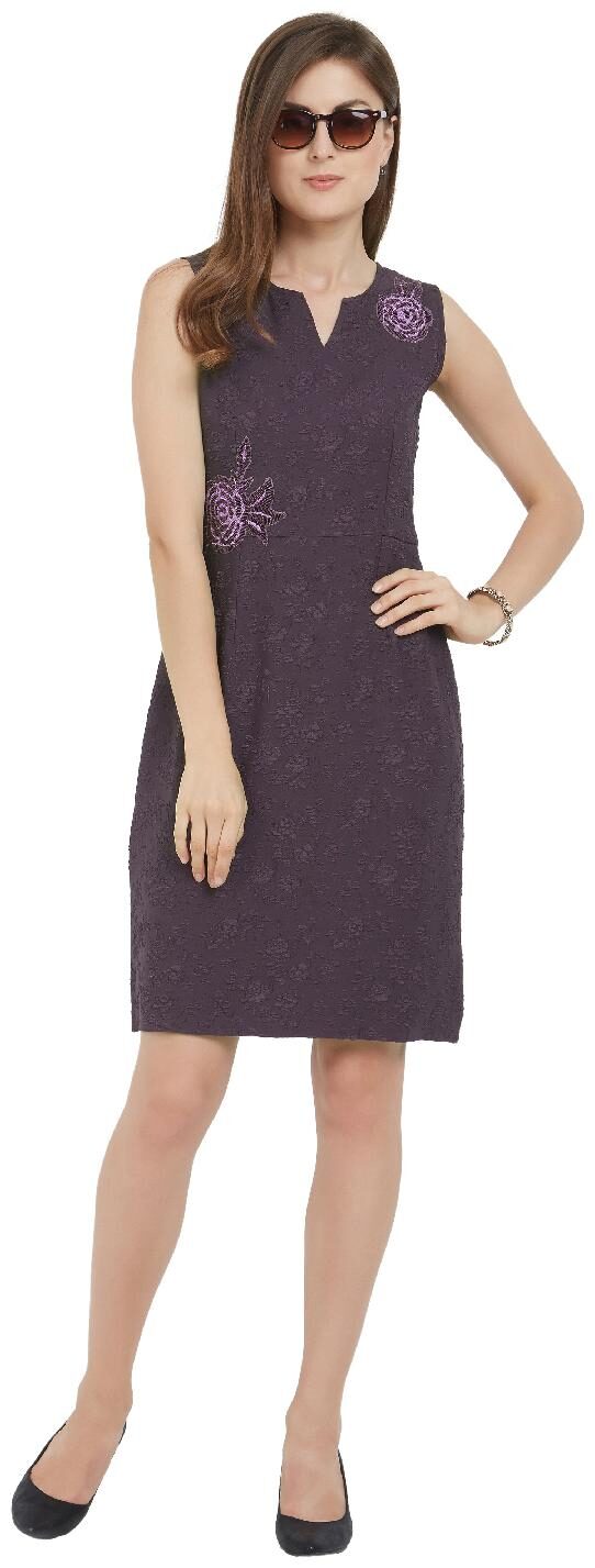 

Soie Purple Self design Sheath dress