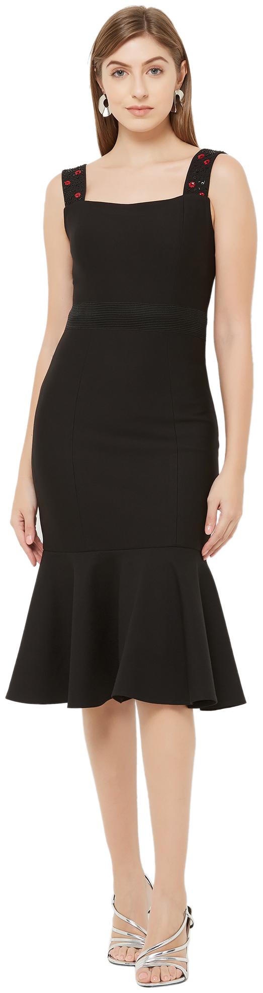 

Soie Black Solid Fit flare dress