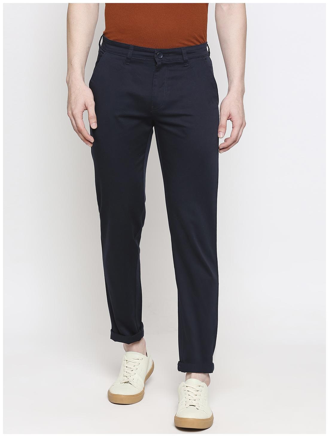 

Solemio Men Navy blue Solid Slim fit Chinos