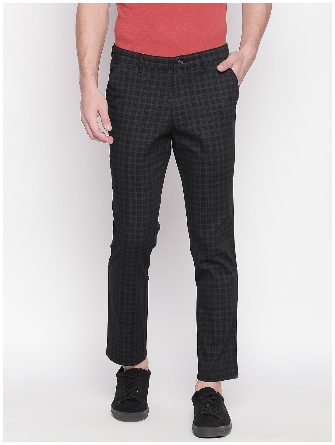 

Solemio Men Black Checked Regular fit Chinos