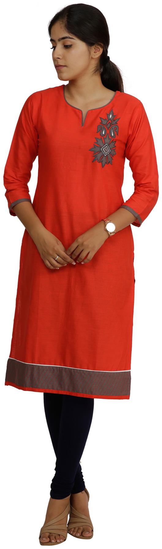 

South India Shopping Mall Women Red Solid Straight Kurti