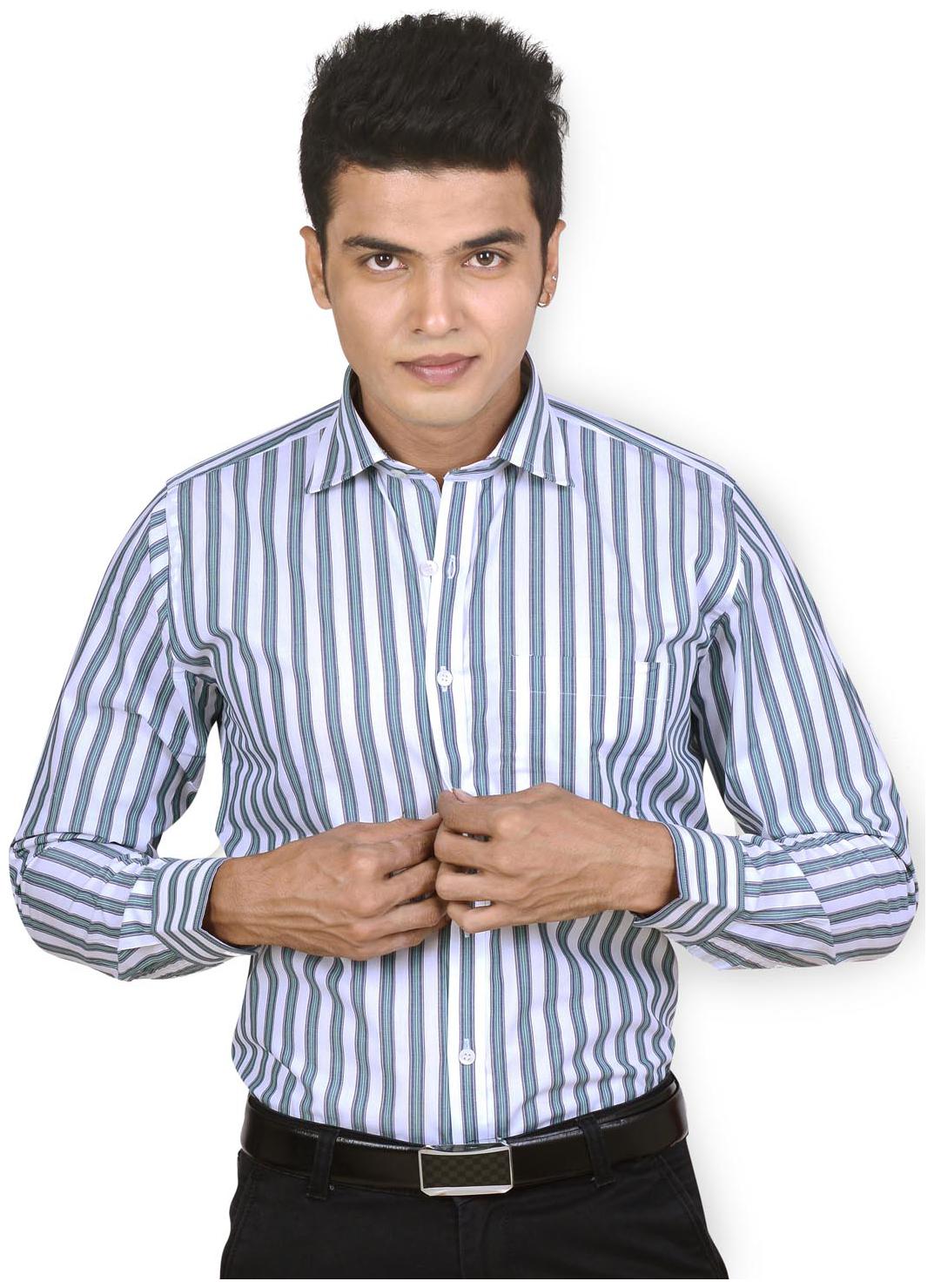 

Speak Men Green Solid Regular Fit Casual Shirt