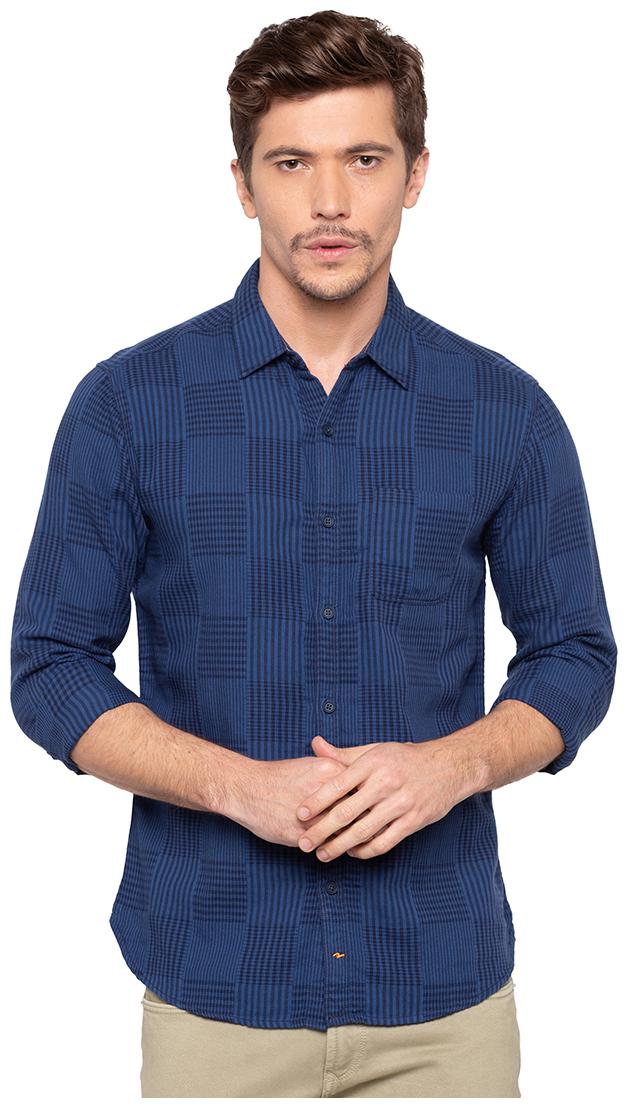 

Spykar Men Blue Checked Slim Fit Casual Shirt