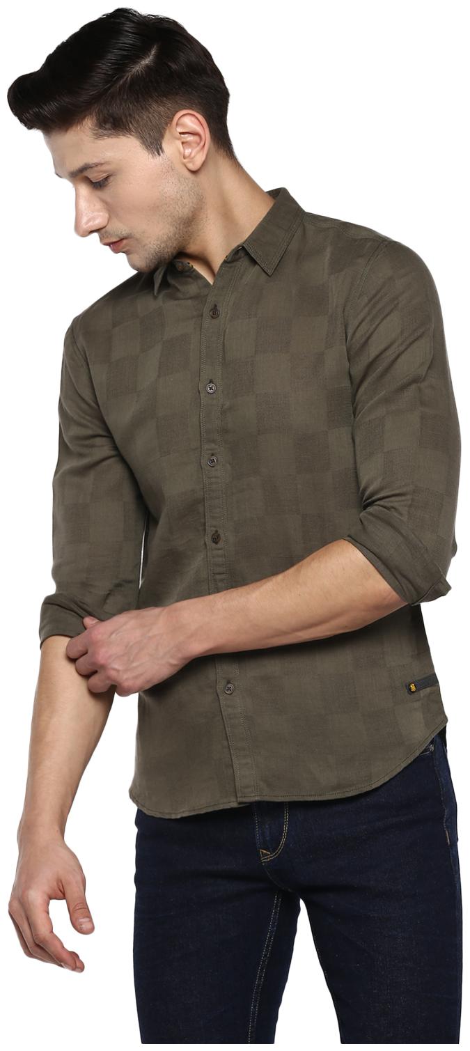 

Spykar Men Green Checked Slim Fit Casual Shirt