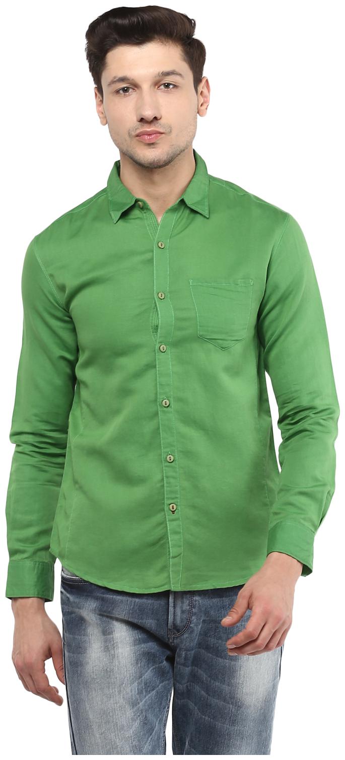 

Spykar Men Green Solid Slim Fit Casual Shirt