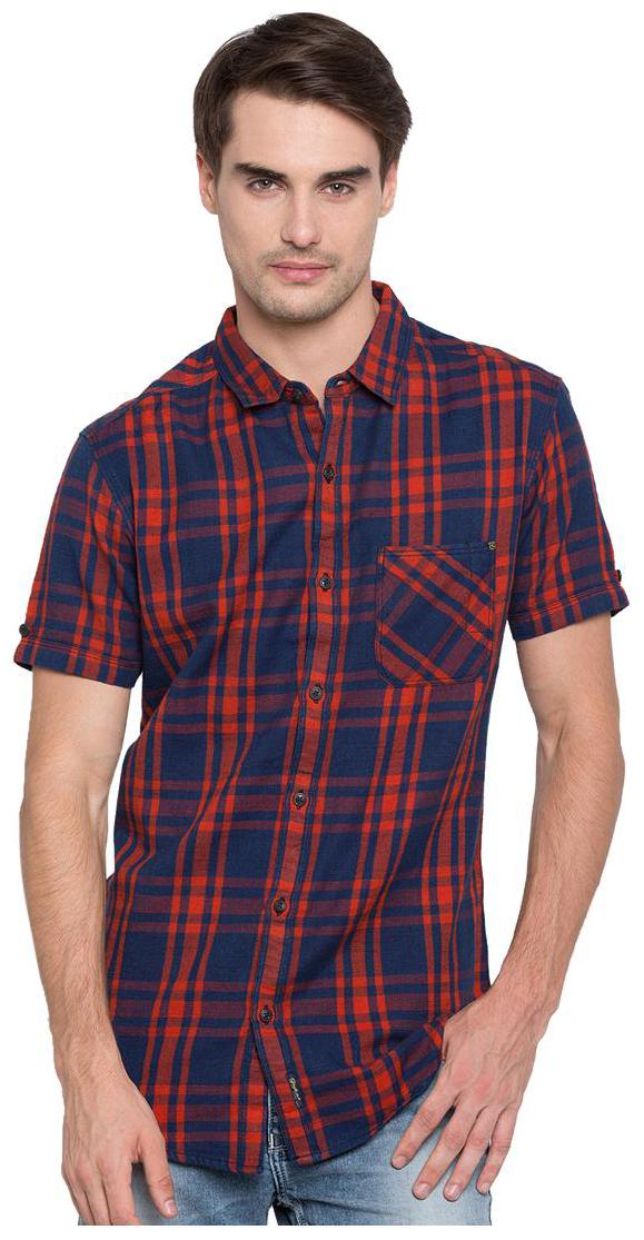 

Spykar Men Red Checked Slim Fit Casual Shirt