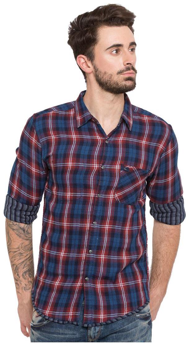 

Spykar Men Red Checked Slim Fit Casual Shirt