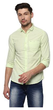 

Spykar Men Yellow Solid Slim Fit Casual Shirt