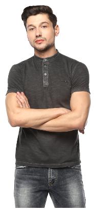 

Spykar Men Black Slim fit Cotton Henley neck T-Shirt - Pack Of 1