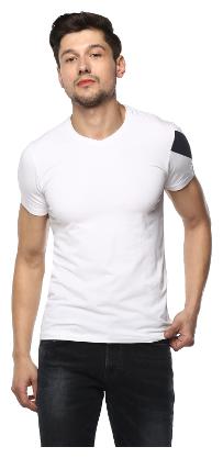 

Spykar Men White Slim fit Cotton V neck T-Shirt - Pack Of 1