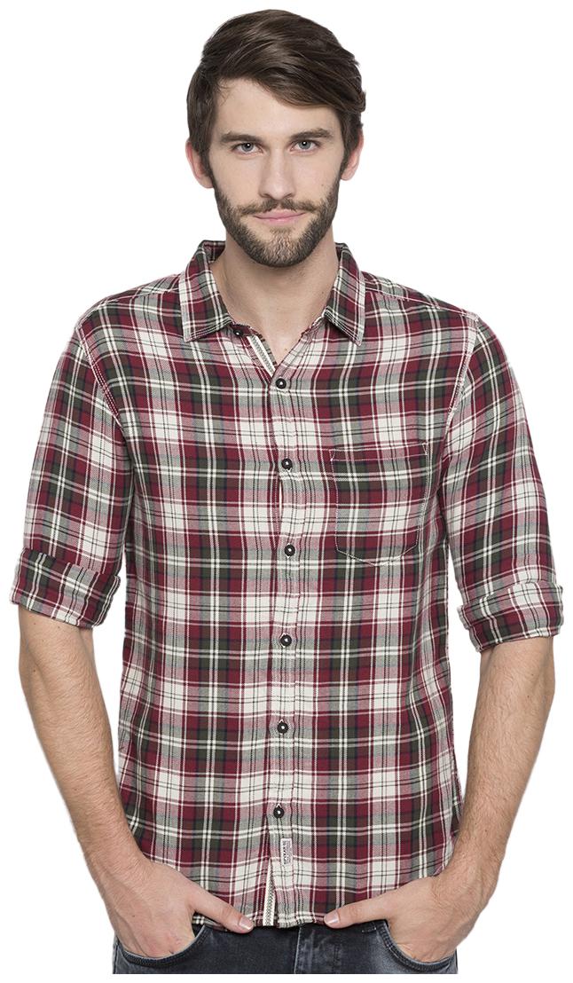 

Spykar Men Red Checked Slim Fit Casual Shirt