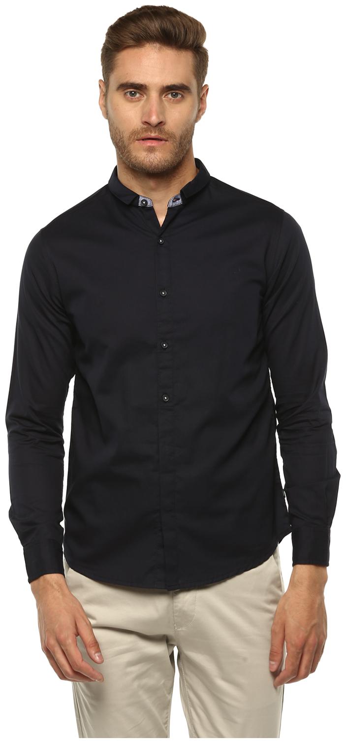 

Spykar Men Blue Solid Slim Fit Casual Shirt