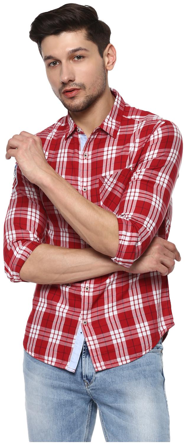 

Spykar Men Red Checked Slim Fit Casual Shirt