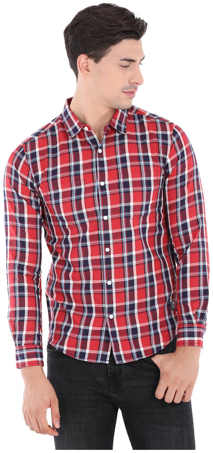 

Spykar Men Red Checked Slim Fit Casual Shirt