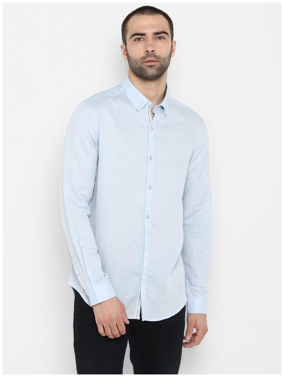 

Spykar Men Blue Solid Slim Fit Casual Shirt
