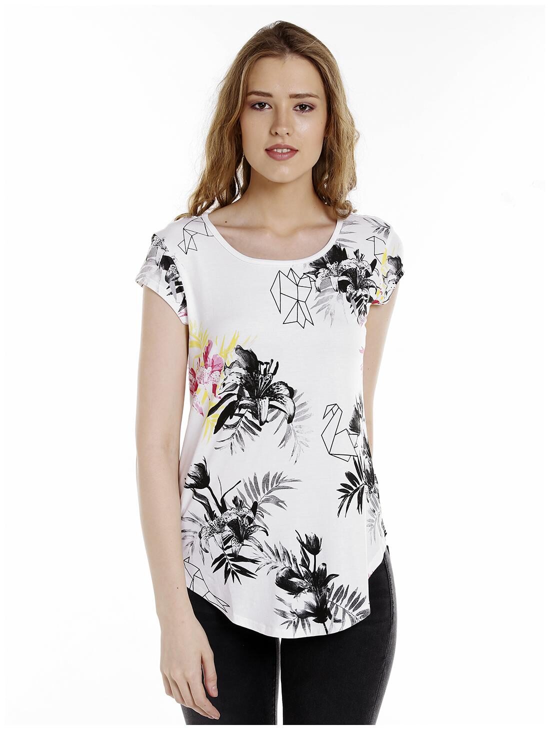 

Spykar Women White Regular fit Round neck Viscose rayon T shirt