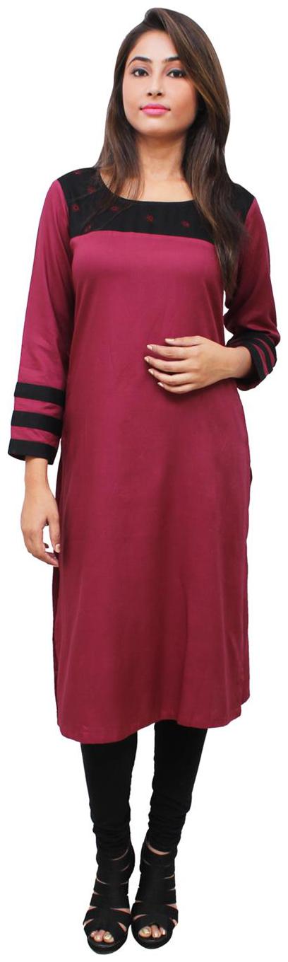 

Sritika Women Maroon Solid Straight Kurta
