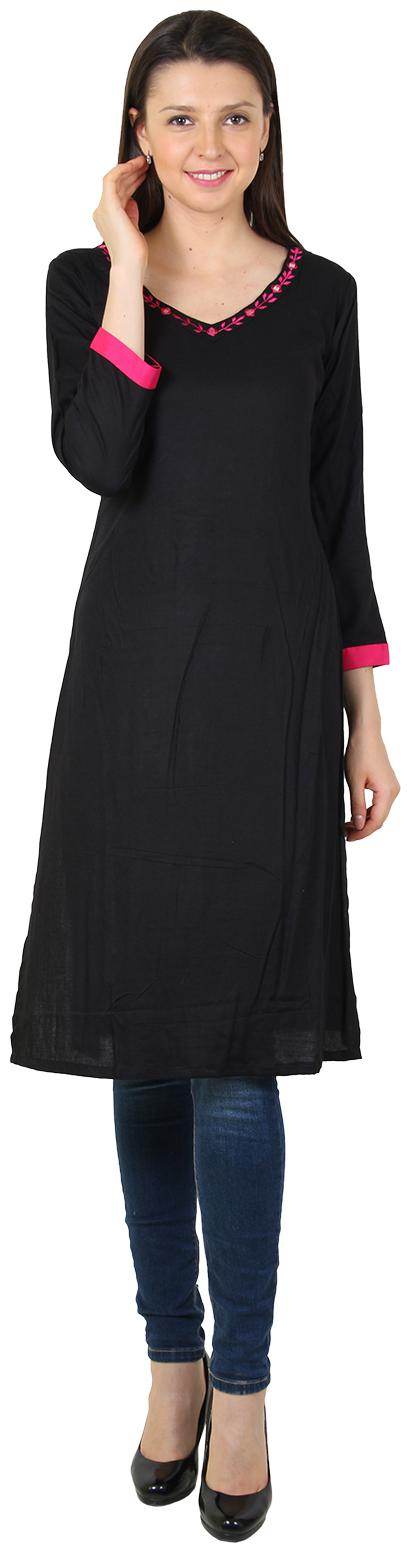 

Sritika Women Black Solid Straight Kurta