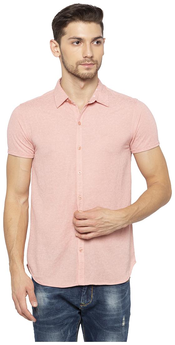 

Status Quo Men Pink Solid Slim Fit Casual Shirt
