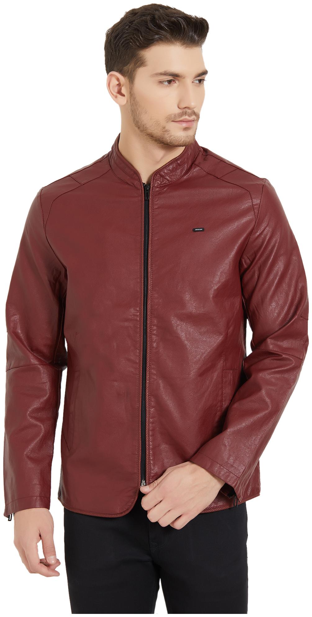 

Status Quo Men Red Solid Quilted jacket