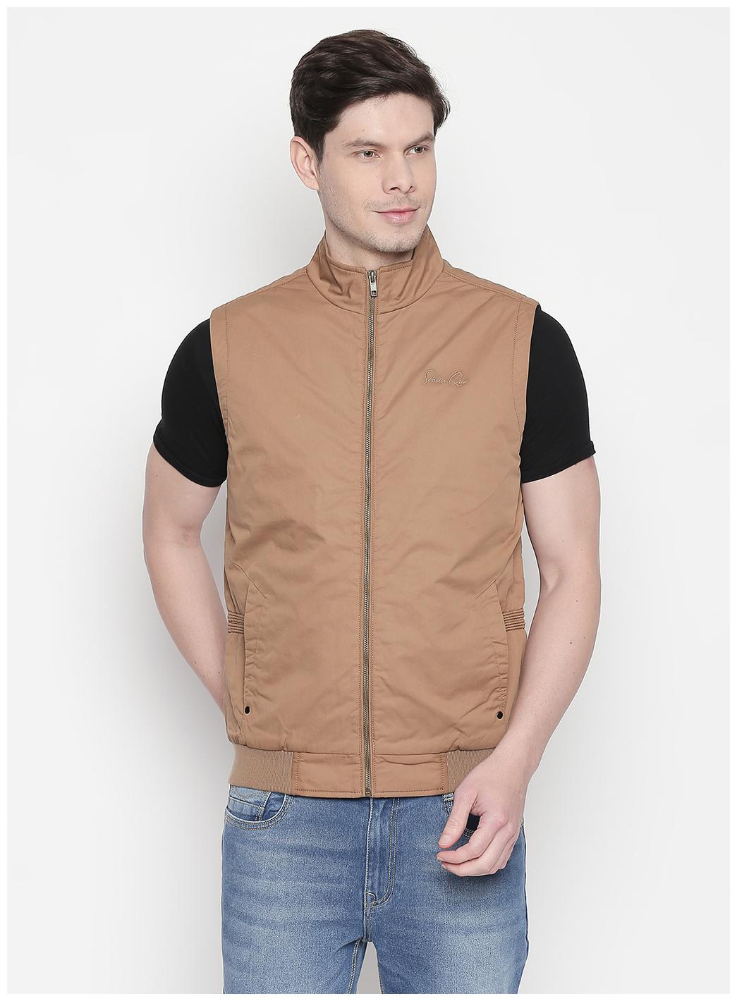 

Status Quo Men Beige Solid Quilted jacket