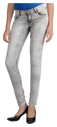

Studio Nexx Women Grey Straight fit Jeans