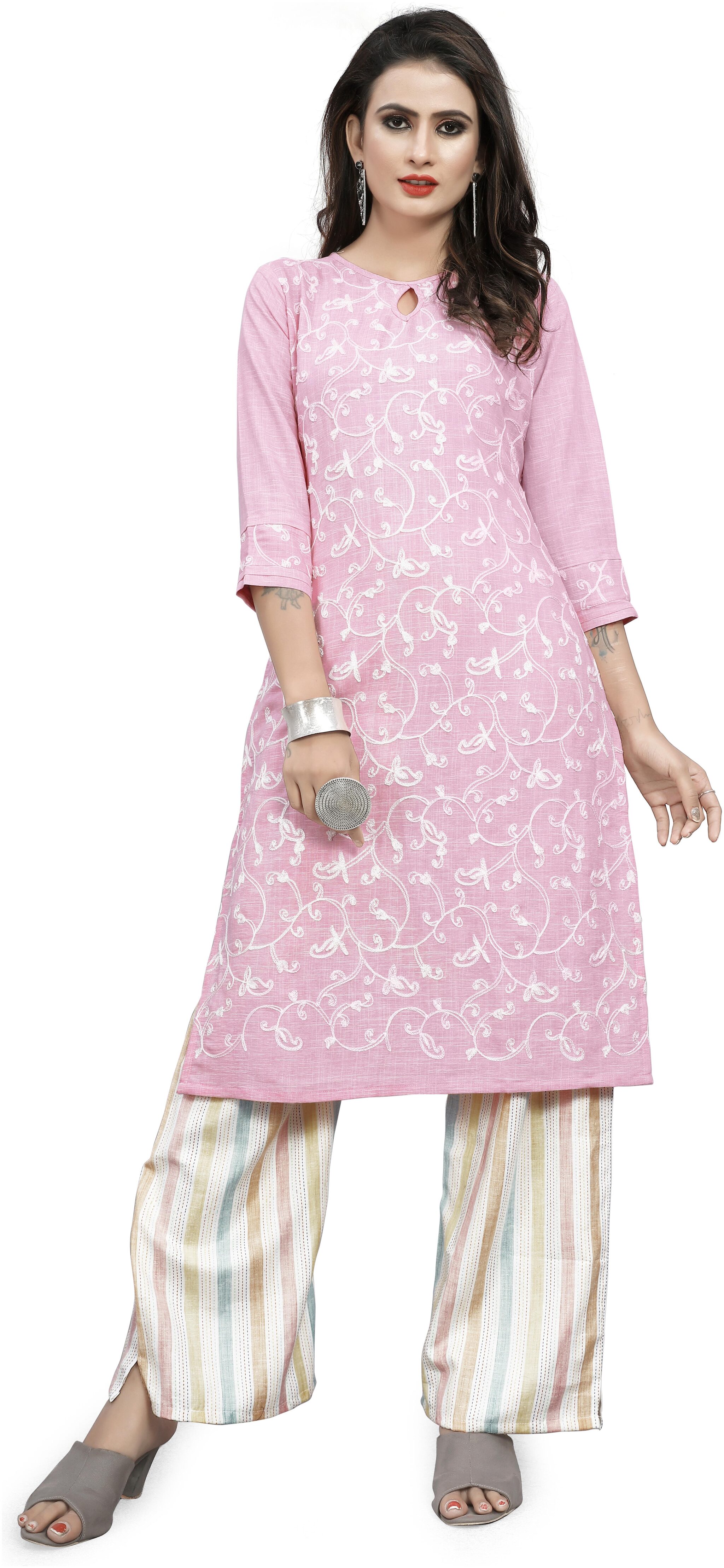 

STYLEOO Women Pink Embroidered Straight Kurti