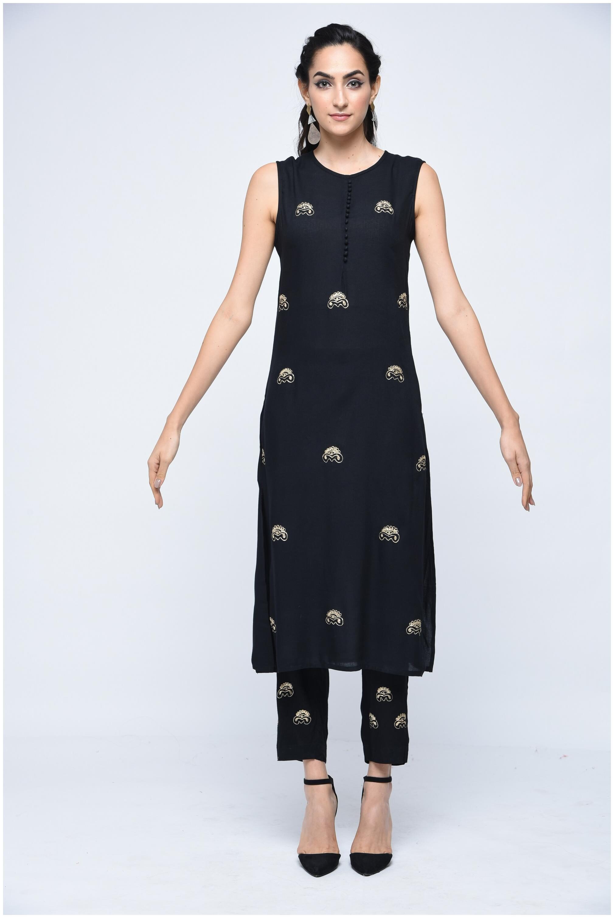 

Stylum Women Black Striped Straight Kurta With Pants