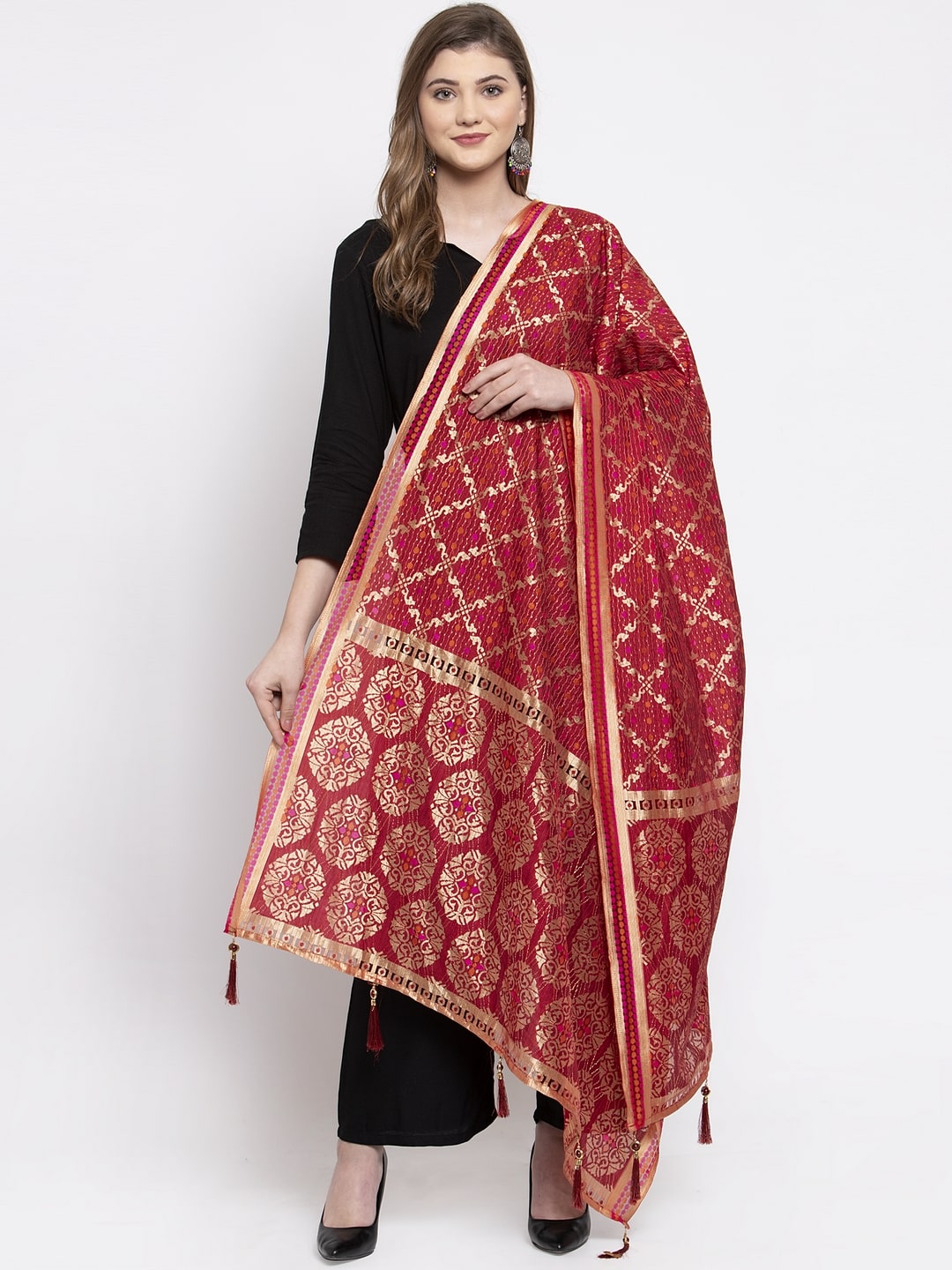 

Sugathari Women Jacquard Woven Maroon Dupatta