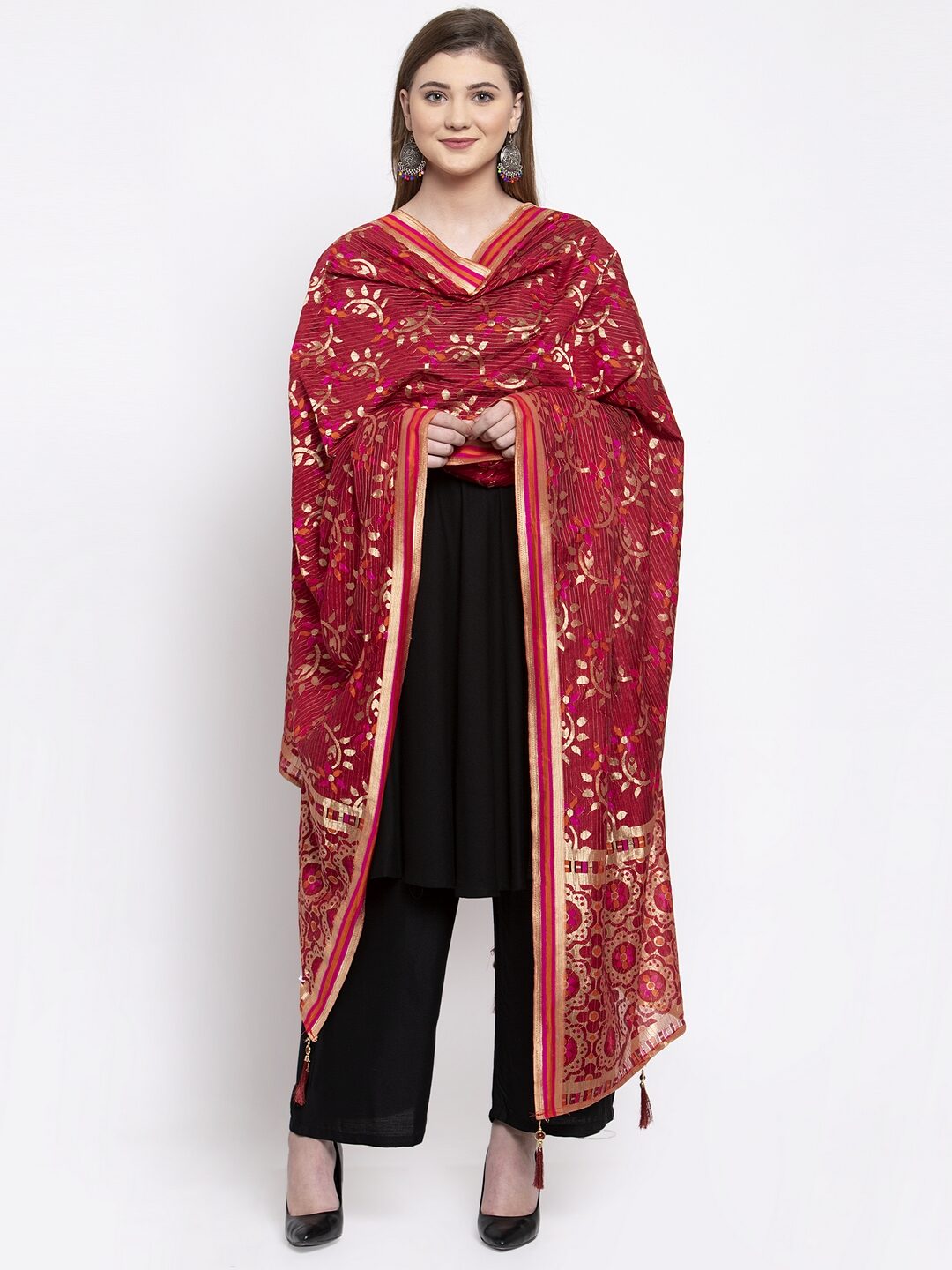 

Sugathari Women Jacquard Woven Maroon Dupatta