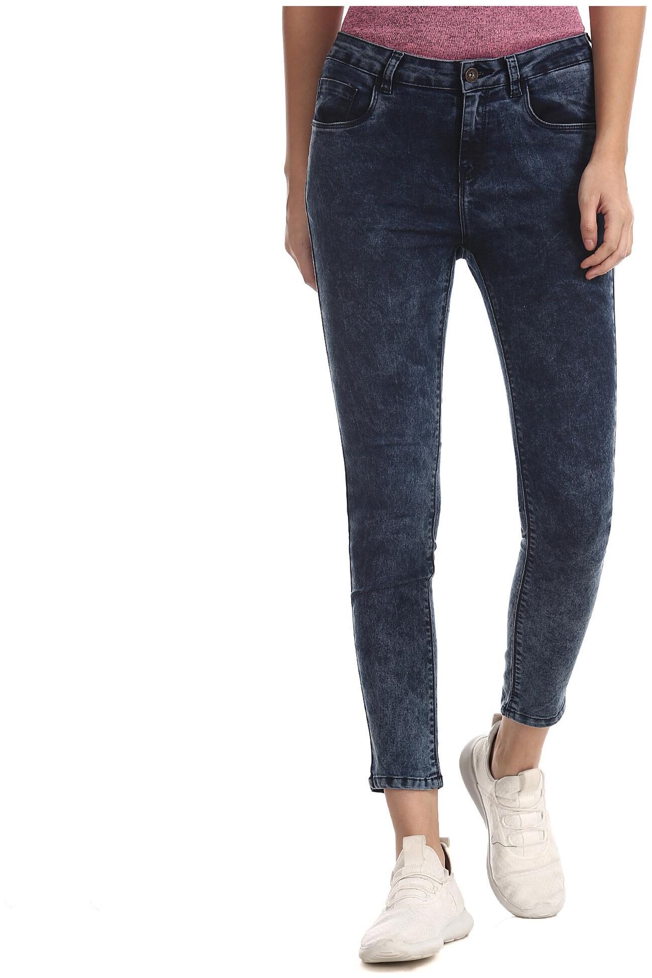 

SUGR Women Blue Relaxed fit Jeans