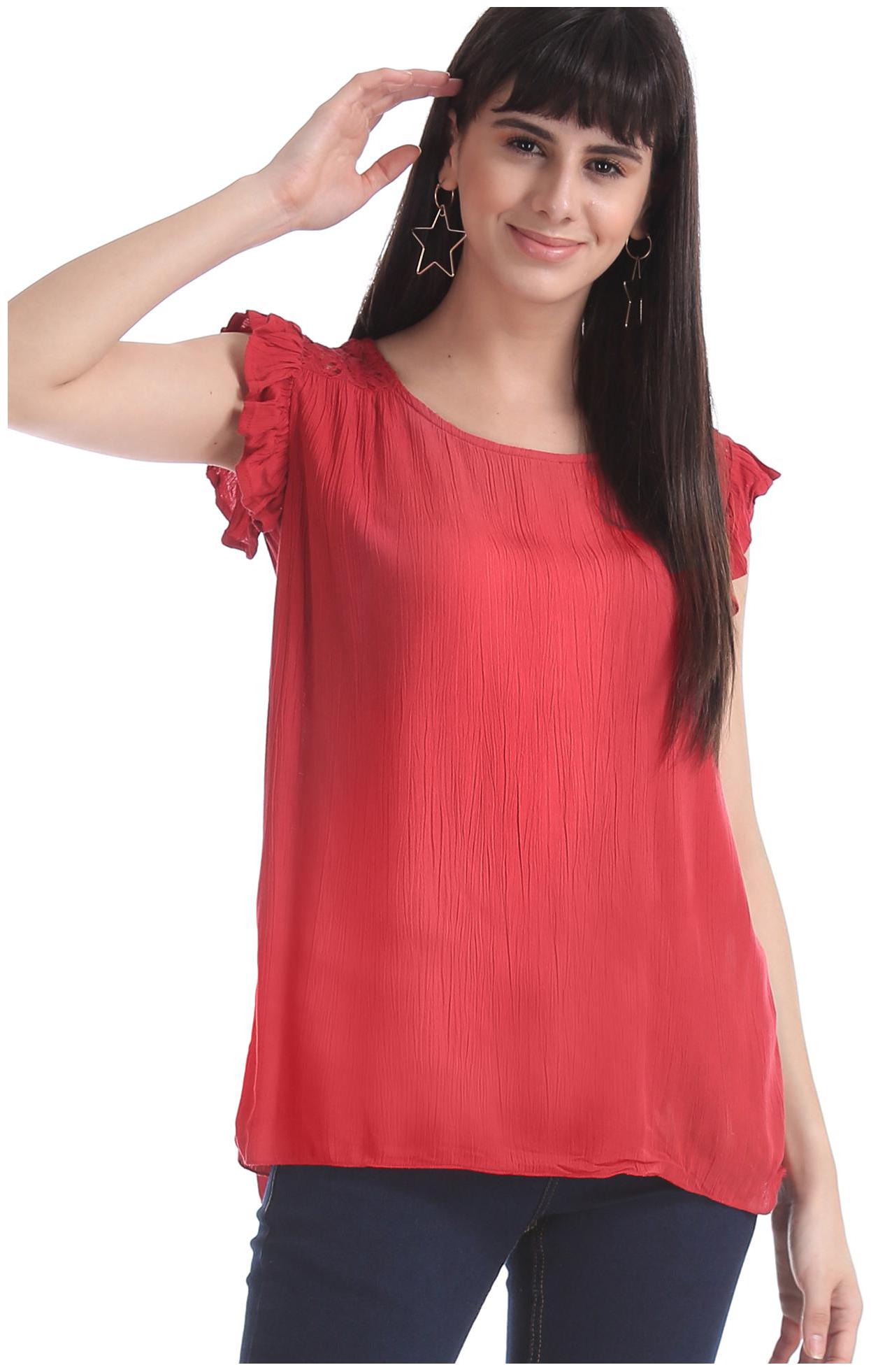 

SUGR Women Solid Regular top - Red