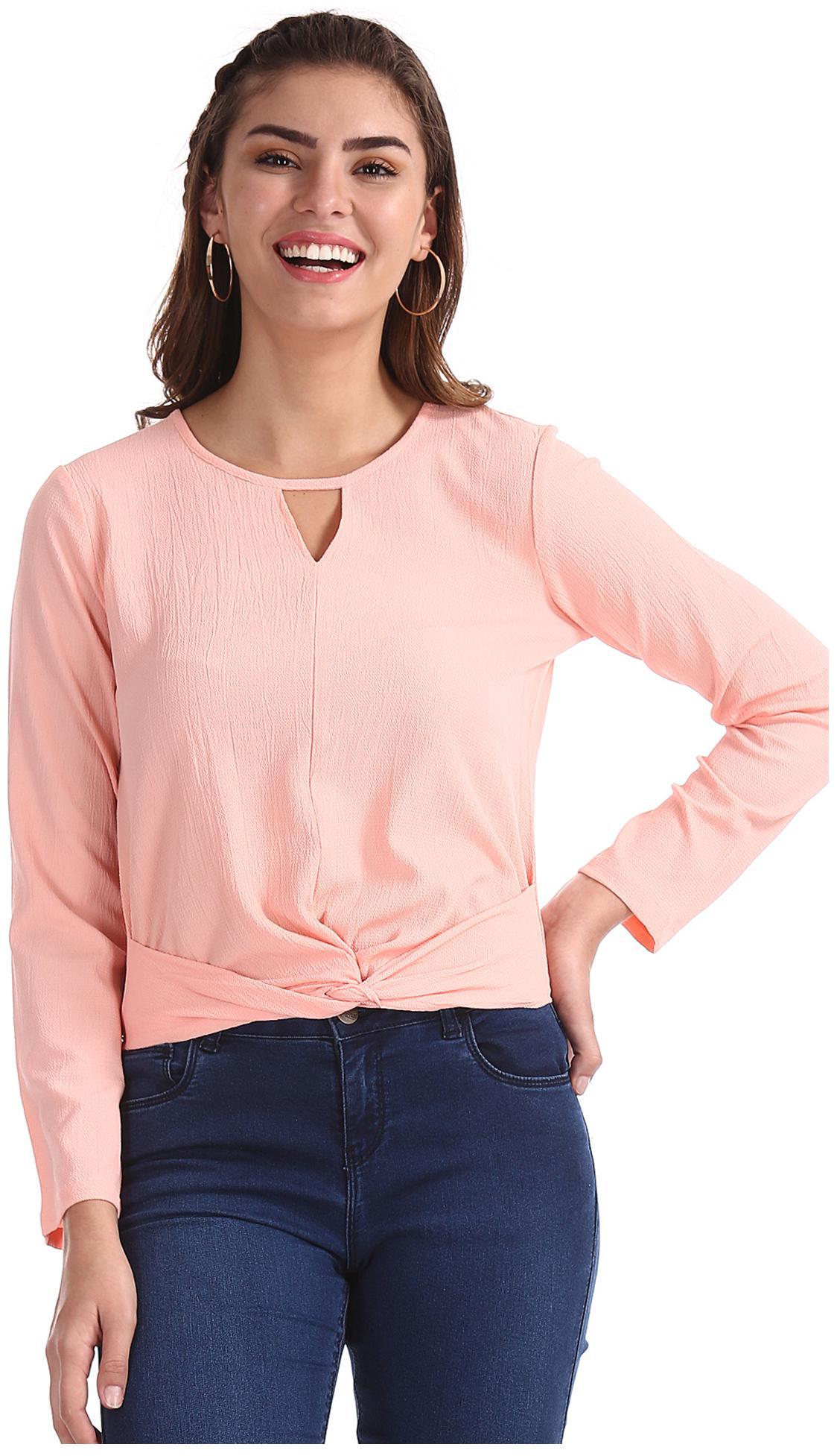 

SUGR Women Solid Regular top - Pink